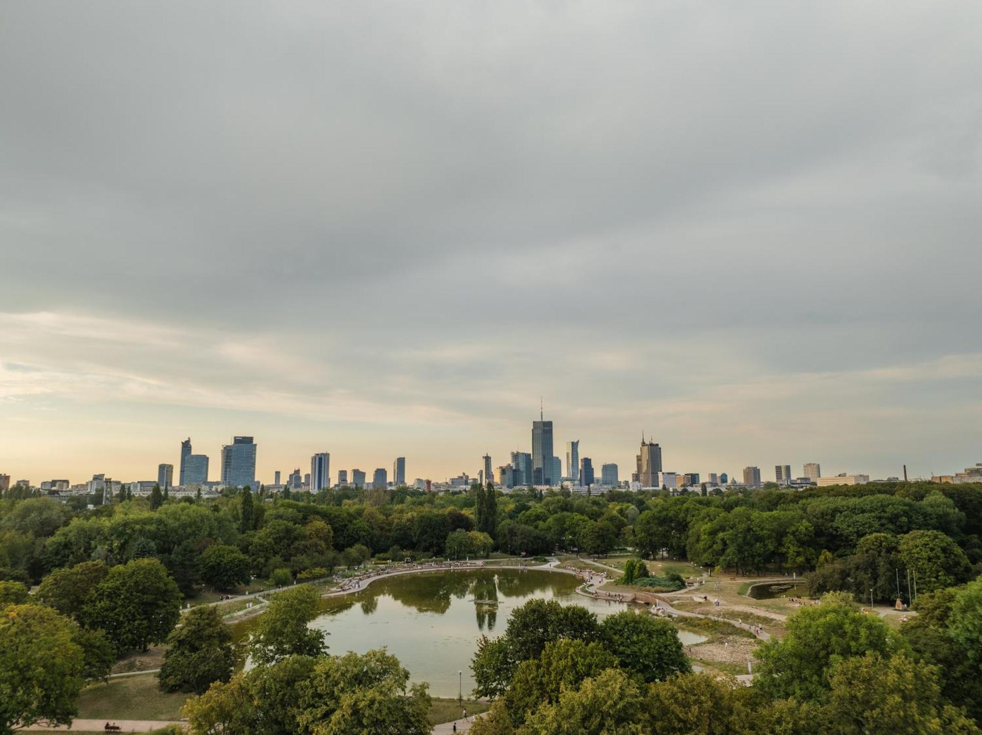 The Park Suites Warsaw Ngoại thất bức ảnh